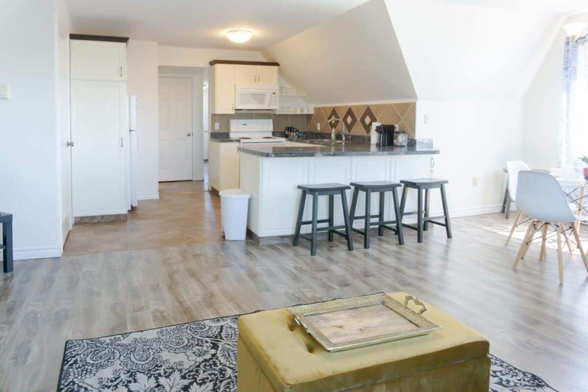 Amazing Location In Saint John 2 Bedroom Modern Parking New 외부 사진