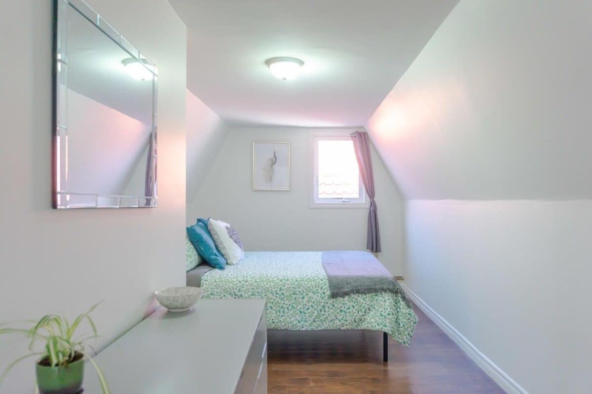 Amazing Location In Saint John 2 Bedroom Modern Parking New 외부 사진